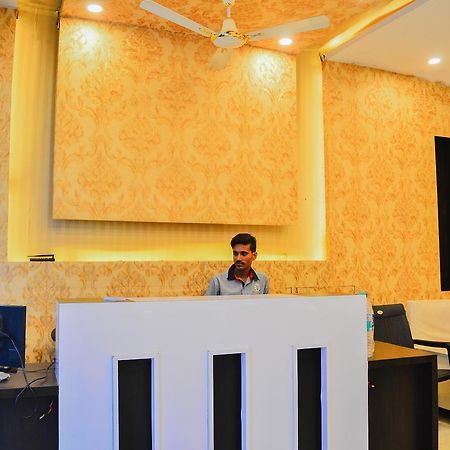 Hotel City Palace Ujjain Εξωτερικό φωτογραφία