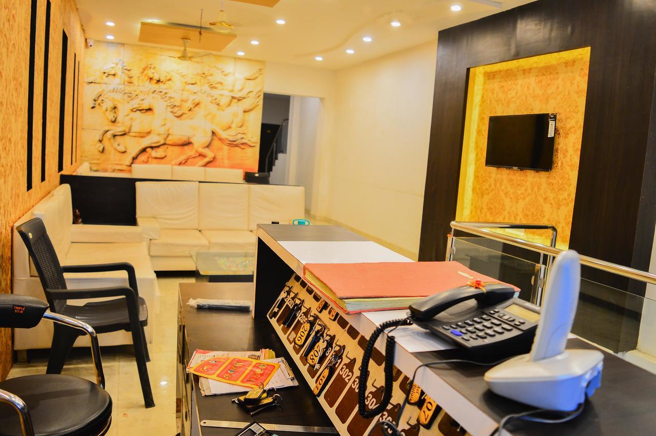 Hotel City Palace Ujjain Εξωτερικό φωτογραφία