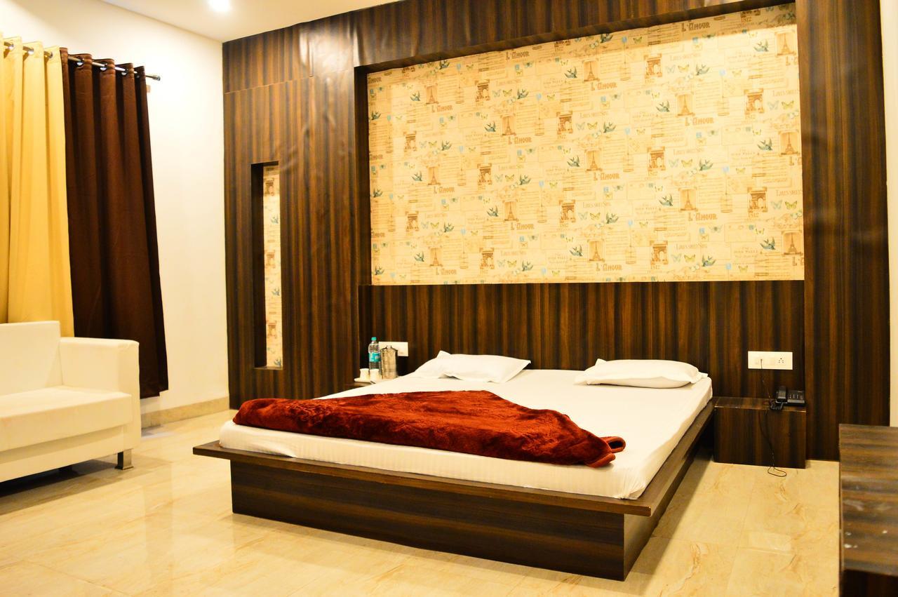 Hotel City Palace Ujjain Εξωτερικό φωτογραφία