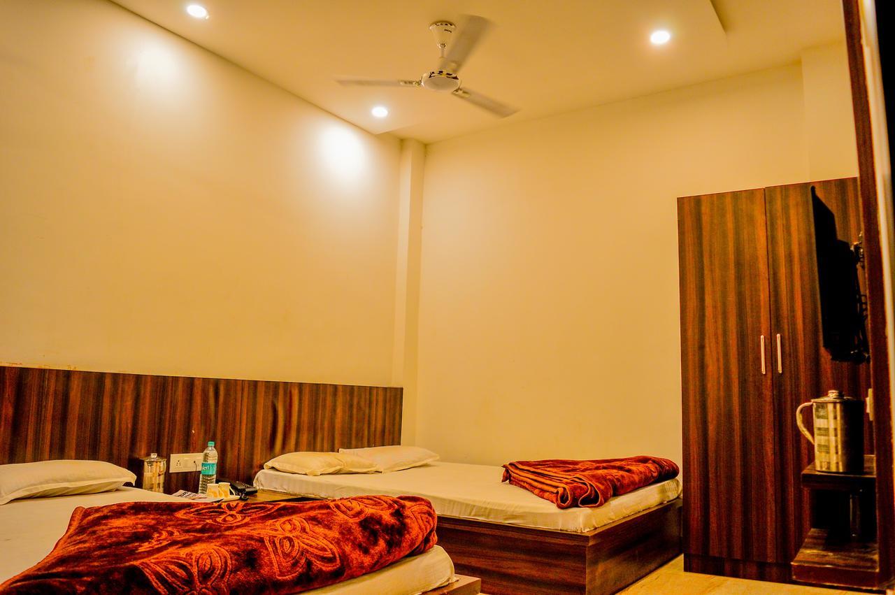 Hotel City Palace Ujjain Εξωτερικό φωτογραφία